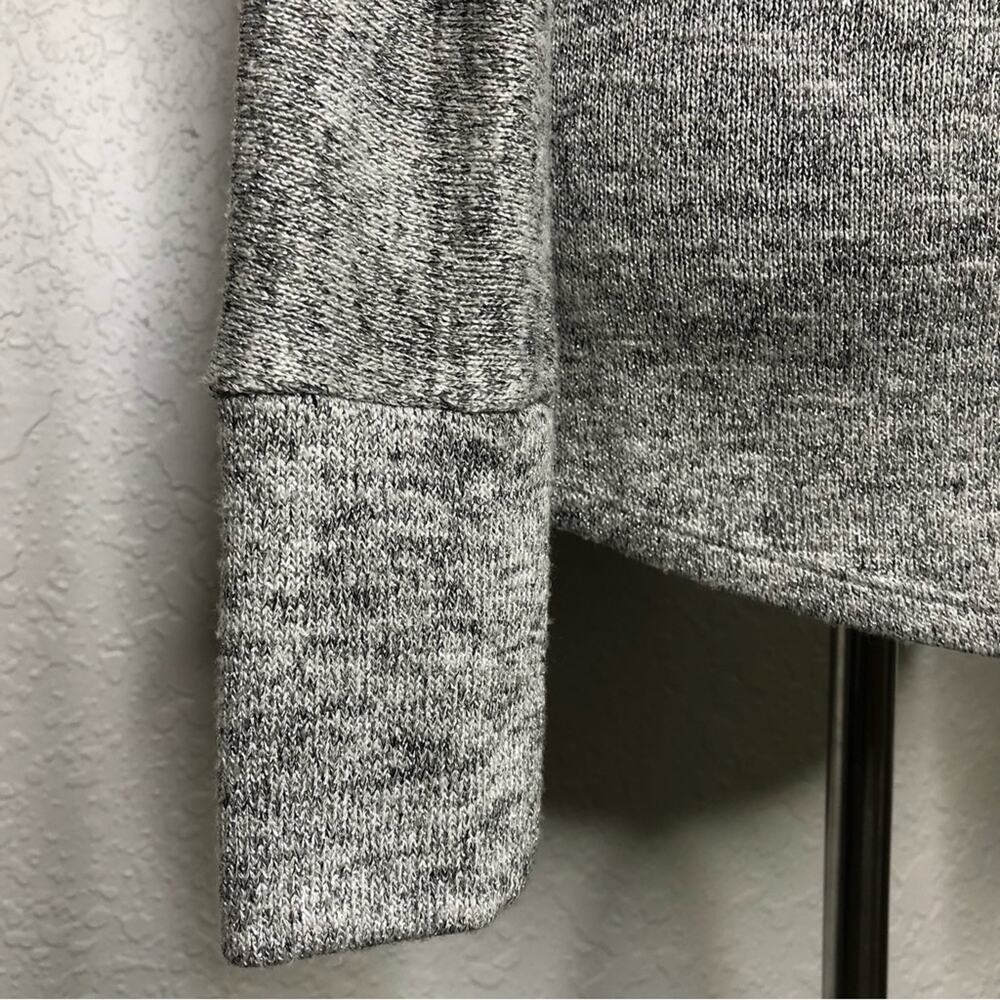 WHBM light gray cowl neck cold shoulder lightweight knit top size Extra Small XS - Picture 12 of 14